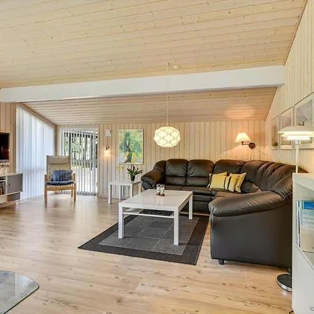 Holiday home Bv406-blavand-tvaervaenget-2