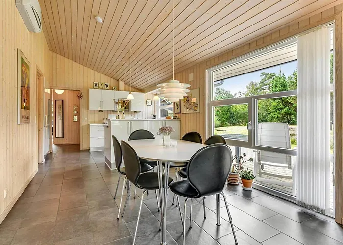 Holiday home Bv406-blavand-tvaervaenget-2