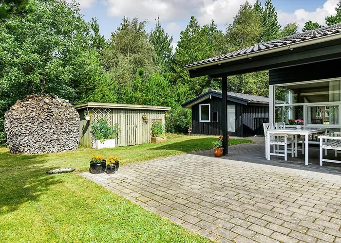 Holiday home Bv406-blavand-tvaervaenget-2